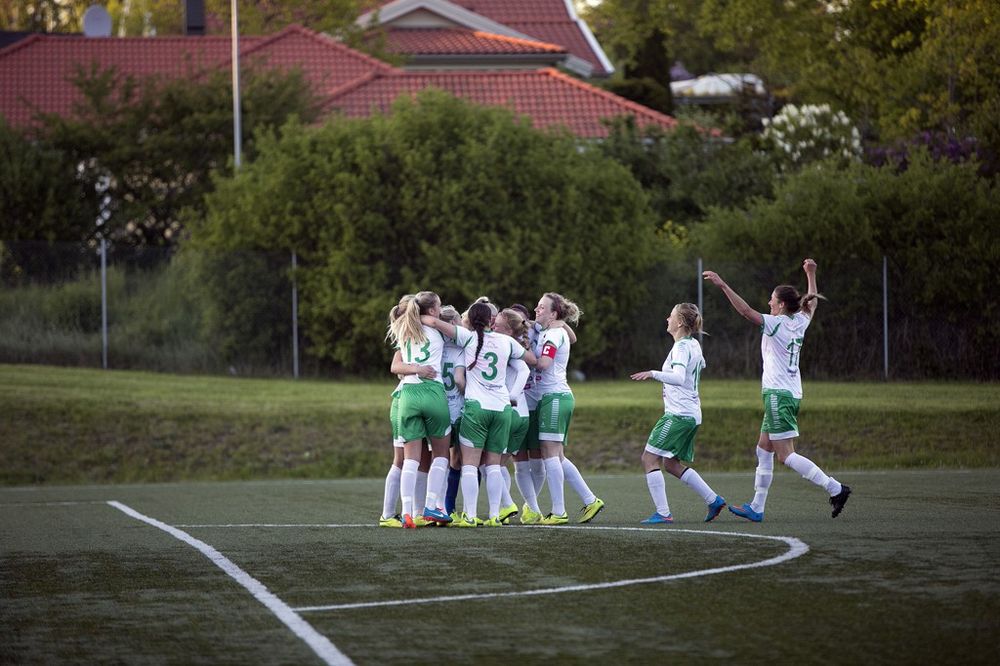 20150601 - Bollstanäs vs Hammarby Damfotboll 6 - 8