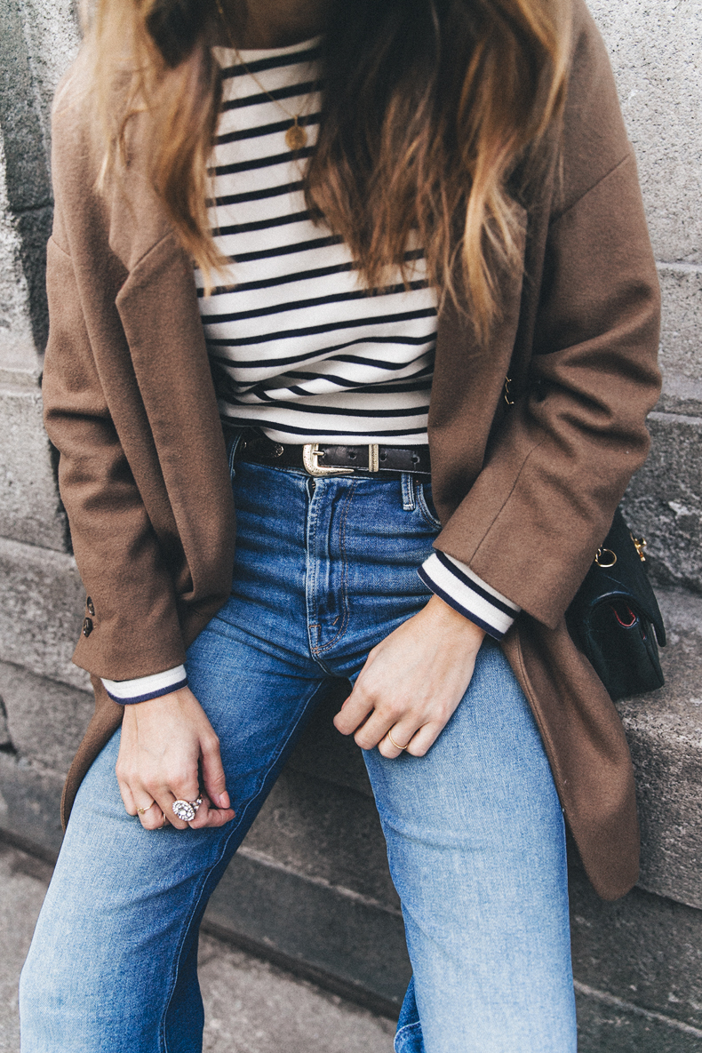 MotherDenim-Cropped_Jeans-Striped_Top-Grey_Hat-Camel_Coat-Black_Booties-Vintage_Belt-Outfit-Street_Style-1