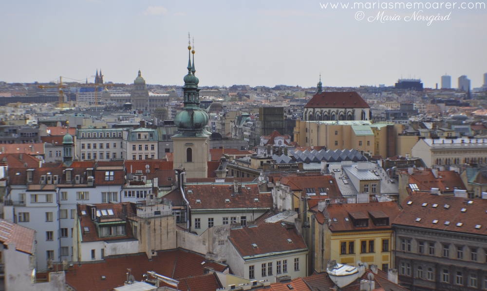 Prags hustak sett från Old Town Hall-tornet