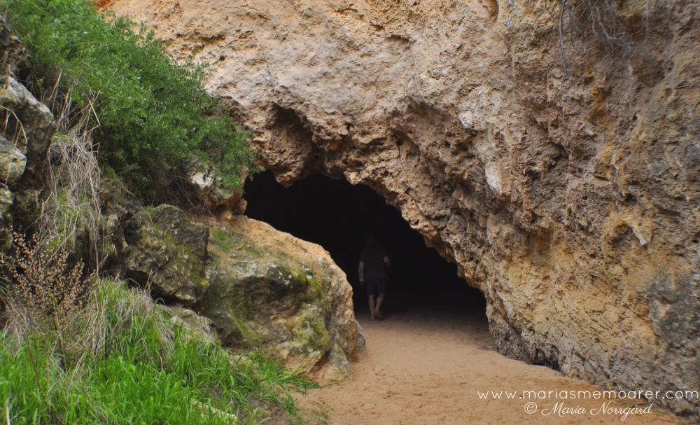 Stockyard Gully national park - cave tunnels