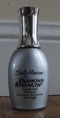 Underlack: Sally Hansen Diamond Strength