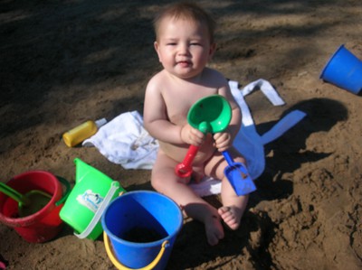 Elias på stranden:-)