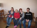 Gammelmormor Ella med barnbarn och barnbarnsbarnet =)