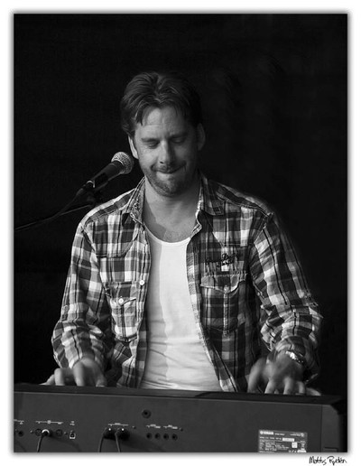 Thomas Pettersson på Malmöfestivalen, 2009; Fotograf: Matts Rydén, http://www.myspace.com/