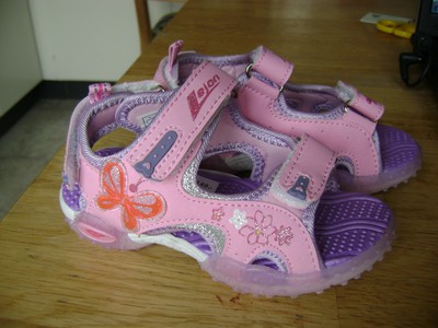 Mina nya sandaler =) 