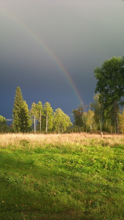 Regnbåge och utsikt i Kättboåsen.
