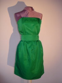 Smaragdgrön klänning