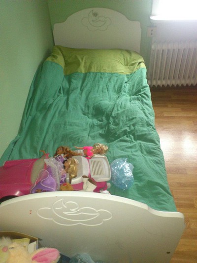 En säng till Lilla Kryp för 80 kronor...