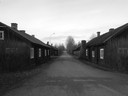 Gatan förbi brukshusen i Åkerby