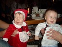 Två glada kusiner:)
