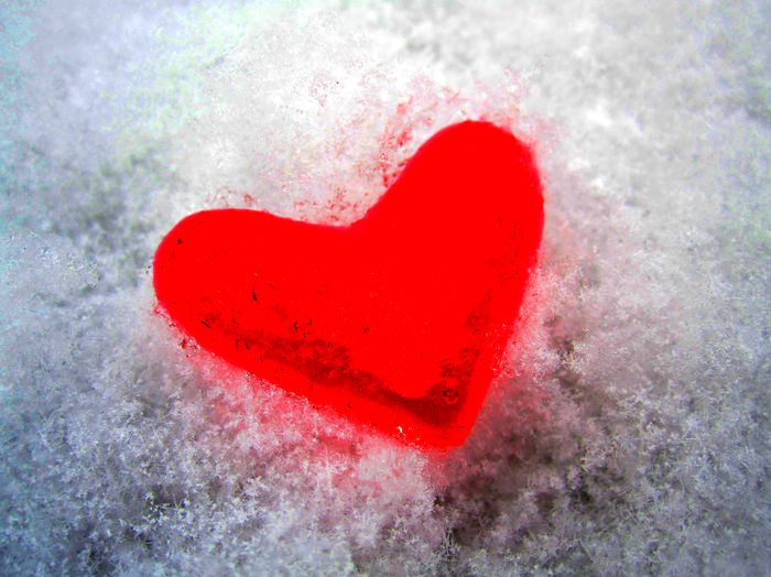 hjärta i snö by Lajl
